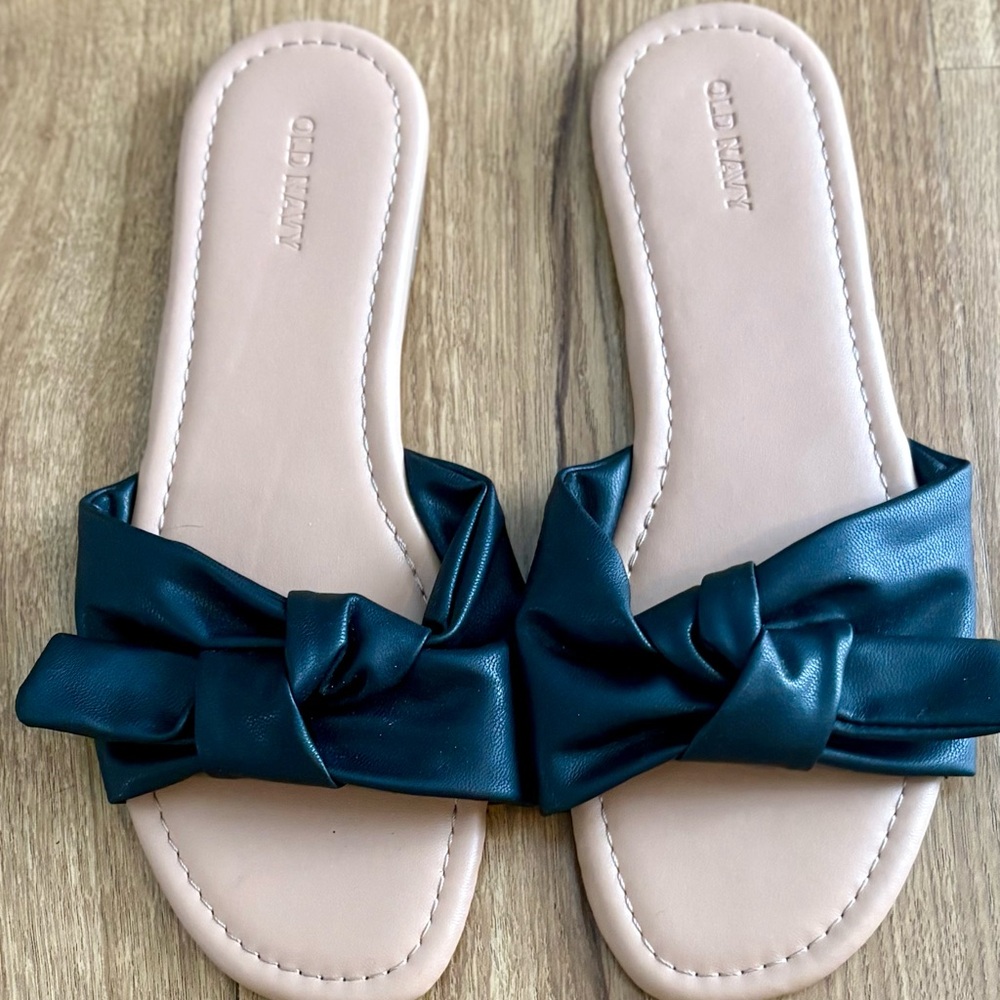 Old Navy Women's Dark Green Slide Sandals